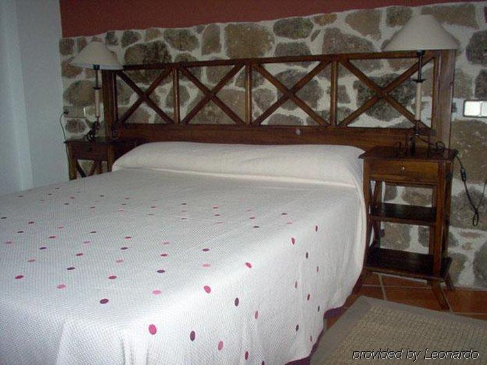 Hotel Spa Villa De Mogarraz Bilik gambar